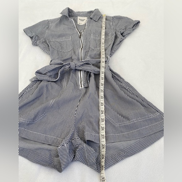 Abercrombie striped utility romper - Picture 4 of 10